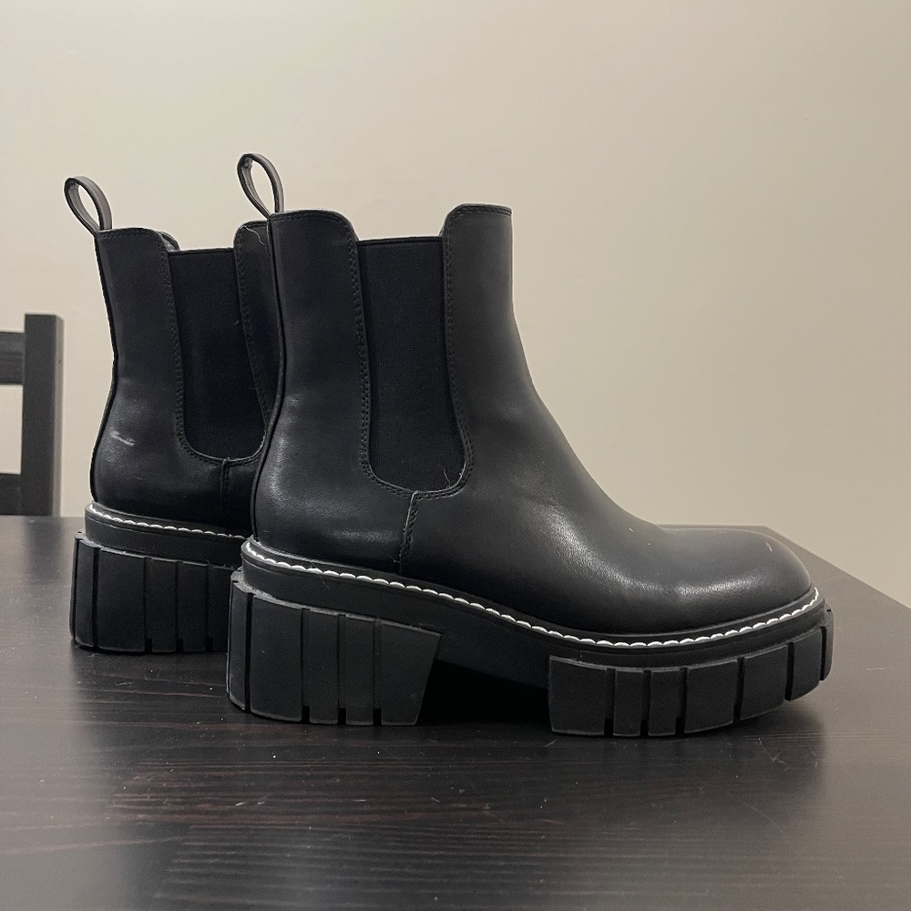 Madden Girl Pheobe Lug Sole Chelsea Booties